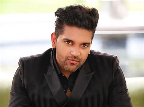  Globetrotting Glamour: Guru Randhawa's Helsinki Happening Ignites Bollywood Fever!